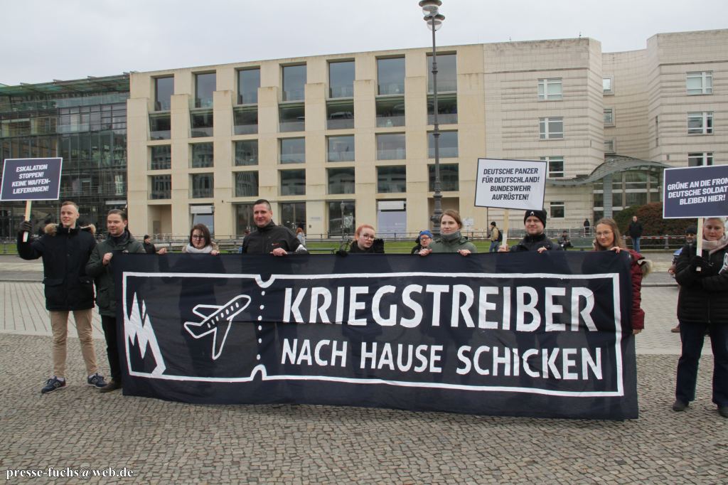 JA Kundgebung in Berlin mobilisiert kaum mehr als ein paar Dutzend Funktionäre